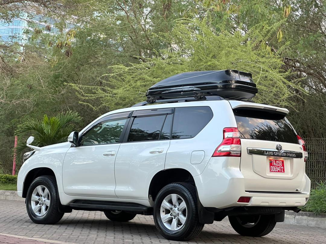 LANDCRUISER PRADO thumbnail 3